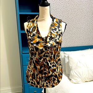 Ann Taylor caramel/black abstract print ruffle Vneck sleeveless blouse size 6